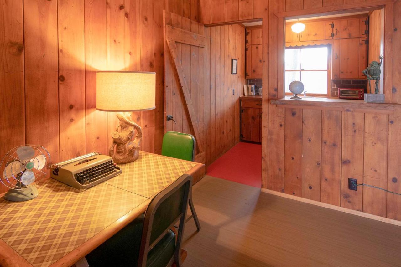 Мотель Joshua Tree Ranch House Экстерьер фото