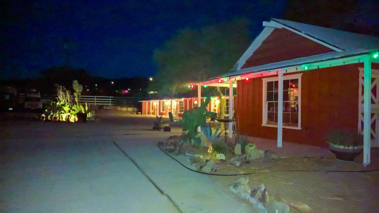 Мотель Joshua Tree Ranch House Экстерьер фото