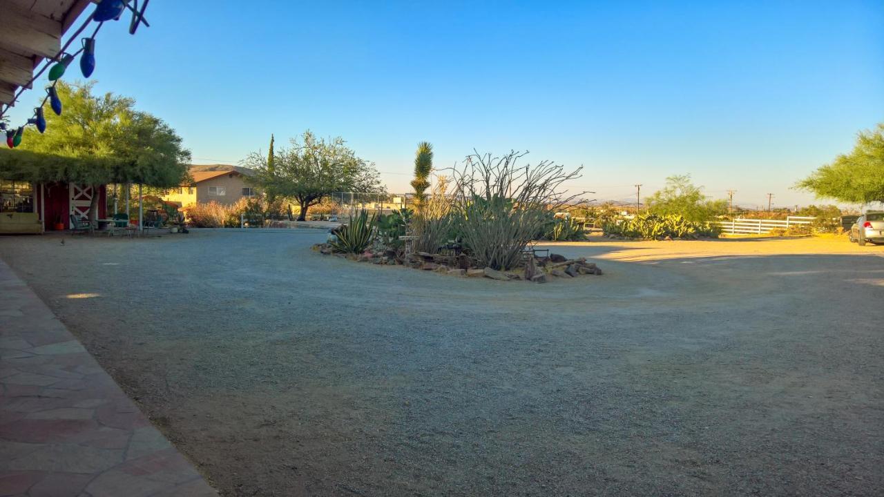 Мотель Joshua Tree Ranch House Экстерьер фото