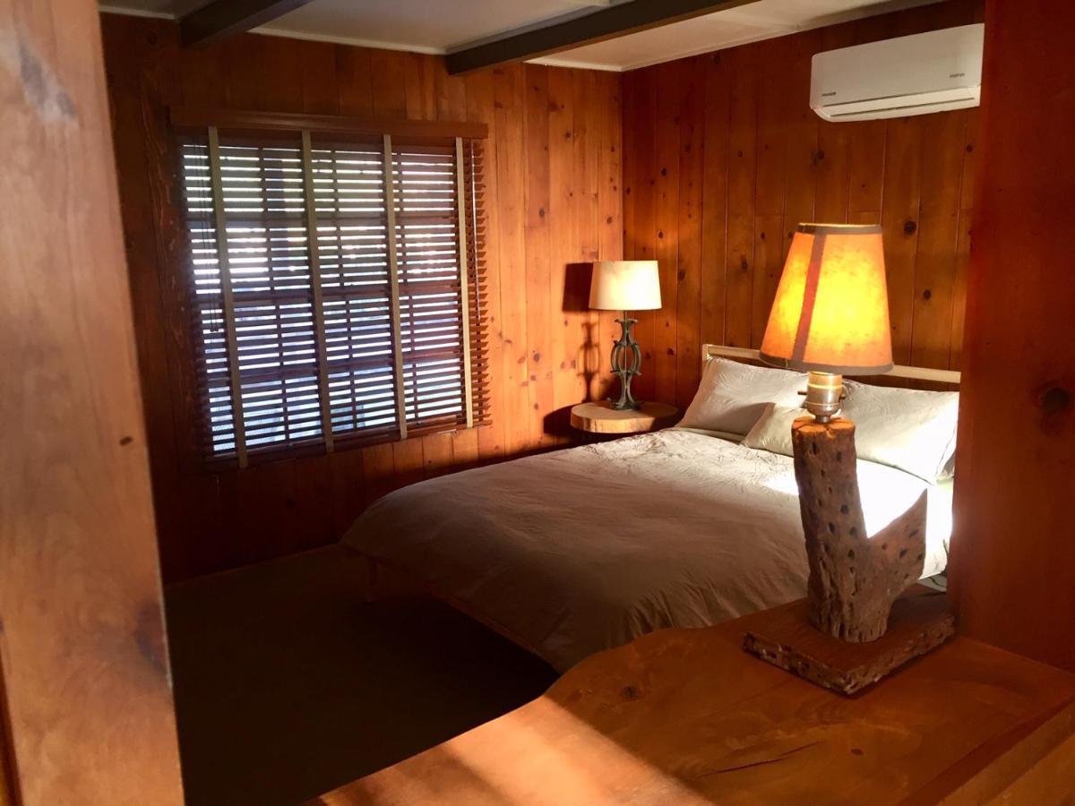 Мотель Joshua Tree Ranch House Экстерьер фото